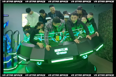 18个北方大汉为你倾情呈现星际飞碟的惊人负载力！
