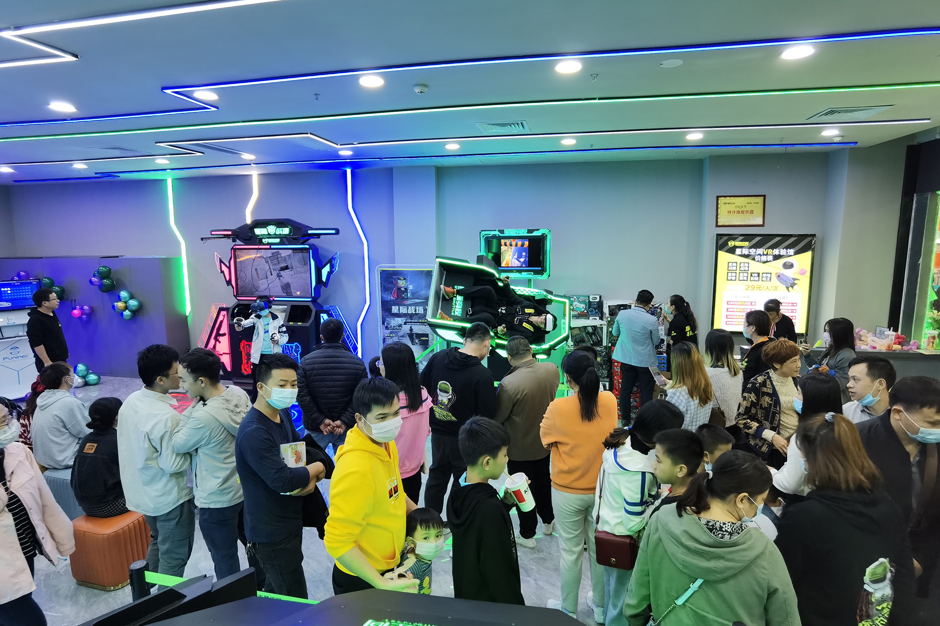 VR 设备十大品牌趋势：VR 星际空间如何定义未来娱乐体验