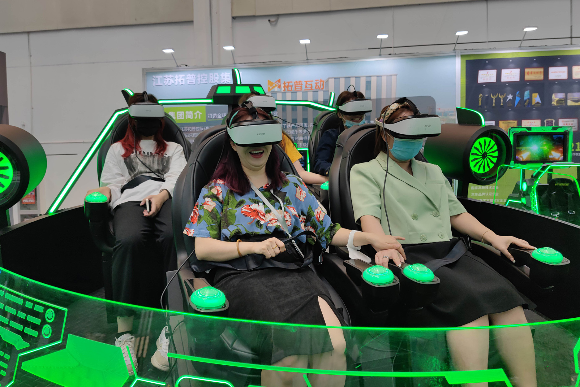 星际空间 VR 体验馆应用于多场景的vr加盟体验馆