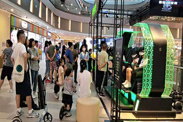 当传统娱乐遇冷，为何 VR 设备总能逆势吸睛