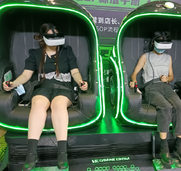 VR星际太空舱