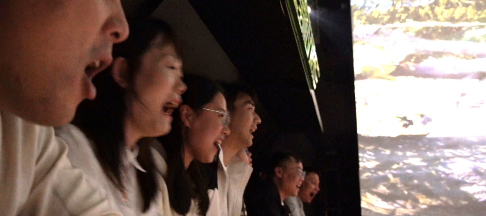 星际飞行影院