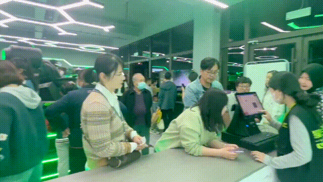 5月17日 (1)(2) 00_00_00-00_00_30.gif
